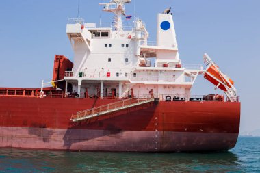 Okyanusta uluslararası kargo gemisi, yük taşımacılığı, S