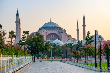 Eski İstanbul, Türkiye 'de Ayasofya kubbeleri ve minareleri