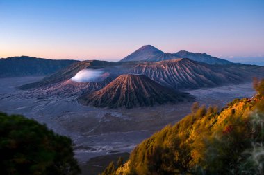 Mount Bromo yanardağı - Bromo Tengger Semeru Ulusal Parkı, Doğu Java, Endonezya.