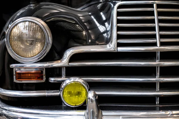 Vintage autó-régi autó-részletek a fényszóró — Stock Fotó
