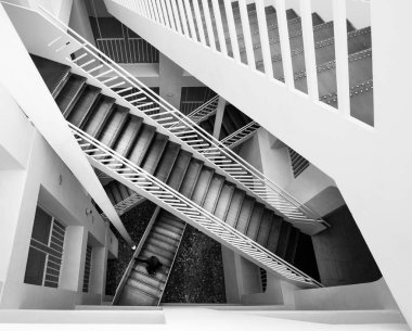 Labirent merdivenler - Siyah ve Beyaz - labirent merdiven