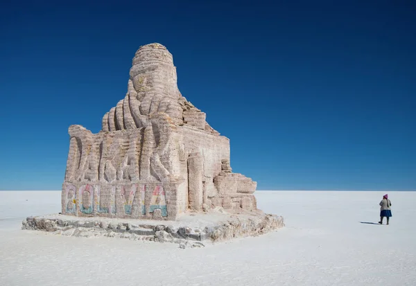 Salar de Uyuni - Dakar Bolivya Anıtı
