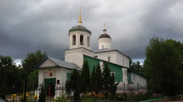 Pskov'daki Evangelist Aziz Yahya Kilisesi