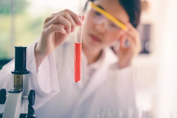 Close Red Chemicals Test Tube Young Scientists — Stock Photo, Image