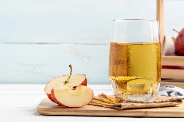 Apple Juice White Table — Stock Photo, Image