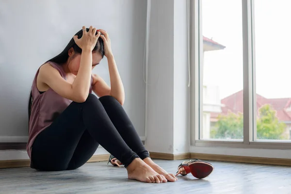 Young Asian Woman Worried She Quarantined House Outbreak Covid Virus — Stock Photo, Image