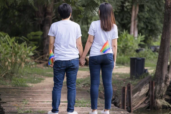 Casais Lésbicas Fazendo Atividades Descansando Parque Férias Conceito Lgbt — Fotografia de Stock