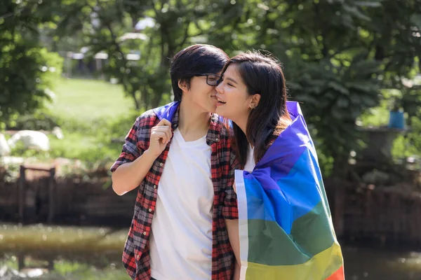 Casais Lésbicas Fazendo Atividades Descansando Parque Férias Conceito Lgbt — Fotografia de Stock