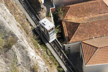 Guindais Metro tarafından işletilen füniküler Porto şirket yapmak
