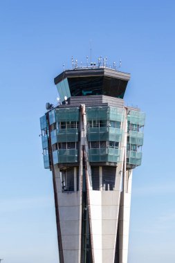 Santiago de Compostela, İspanya. 28 Nisan 2019: Havaalanı kontrol kulesi. Santiago de Compostela airport, İspanya