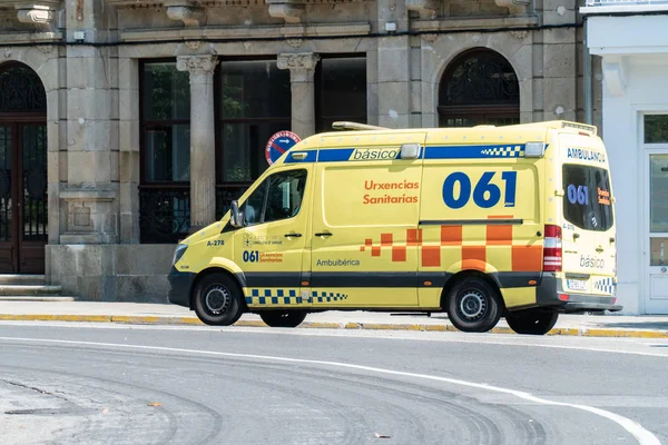 Noia, Spain; July 21 2019: Galicia ambulance on the road. 061 Чрезвычайная ситуация — стоковое фото