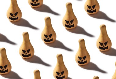 Cadılar Bayramı Kabak deseni beyaz arka plan üzerinde izole