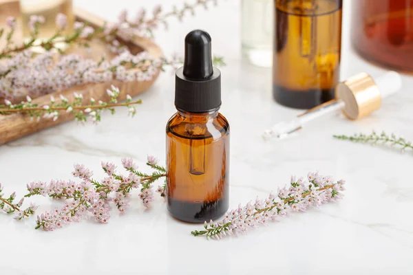 Heather Essential Oil Amber Bottle Still Life Herbal Remedies — Stock Photo, Image