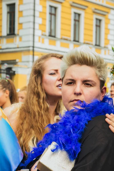 Киев, Украина, 06.23.2019. ЛГБТ-парад, Марш равенства за права геев, лесбиянок, трансвеститов. Гендерные небинарные люди борются за права — стоковое фото