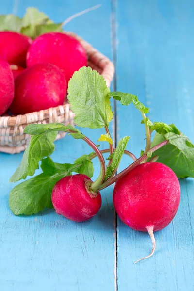 Rijp Granaatappel Vruchten Houten Ondergrond — Stockfoto