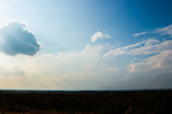 Kleurrijke Dramatische Hemel Met Wolk Bij Zonsondergang — Stockfoto