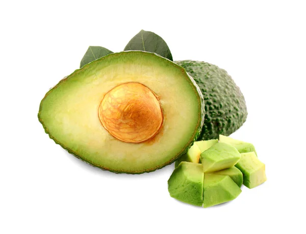 Verse Avocado Vruchten Geïsoleerd Witte Achtergrond — Stockfoto