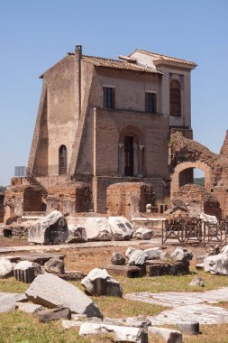 Roma, İtalya - 29 Haziran 2010: Eski Casina Farnese, Rönesans tarzında, Roma Forum bölgesi yakınlarındaki Palatine Hill bölgesinde duruyor..