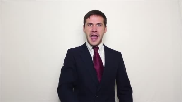 Young Handsome Businessman Actively Scolds His Subordinates Portrait White Background — Stock Video