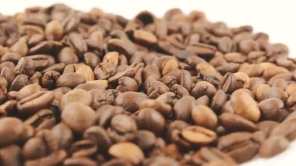 Grani Tostati Caffè Aromatico Ruotano Piatto Primo Piano Della Rotazione — Video Stock