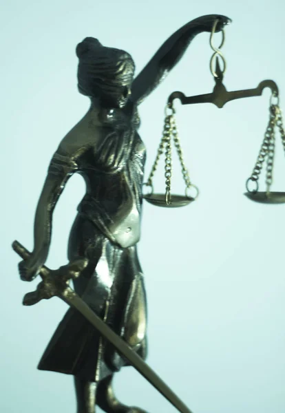 Jogi Ügyvédi Cég Bronz Szobor Istennő Themis Mérleg Igazság Ügyvédi — Stock Fotó