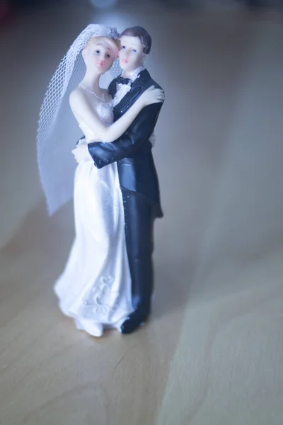 Mariage Couple Gâteau Mariage Figurines Plastique Avec Costume Soirée Smoking — Photo