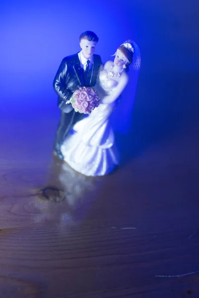 Mariage Couple Gâteau Mariage Figurines Plastique Avec Costume Soirée Smoking — Photo