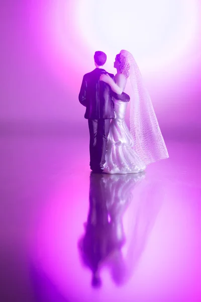 Casamento Casal Casamento Bolo Topper Figuras Plástico Com Terno Noite — Fotografia de Stock