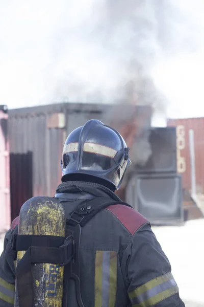 Bombero Apagando Estación Entrenamiento Incendios Extintor Backdraft Procedimiento Perforación Seguridad —  Fotos de Stock