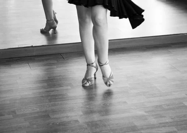 Danza Sala Ballo Femminile Salsa Ballerina Istruttrice Donna Che Balla — Foto Stock