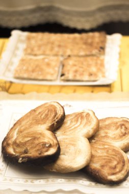 Taze pişmiş kruvasanlar fırın ekmek Dükkan Satılık Mağaza.