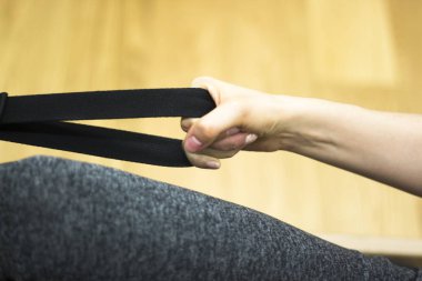 Makine fitness Pilates ve yoga stüdyo spor salonu ekipmanları.