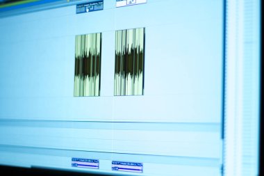 Dublaj ses, şarkı ve müzik karıştırmak için kullanılan stüdyo dijital karıştırma Danışma ekran kayıt.
