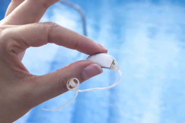 Modern Compact Ear Digital Audiophone Hearing Aid Deaf People Hear — Stock Photo, Image