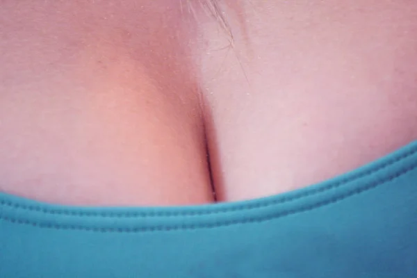 Uy qurilishi jinsiy aloqa videosida missionerlik pozitsiyasi Angarskda bir yoki ikki kecha jinsiy aloqa