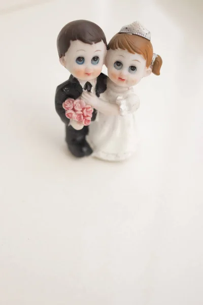 Kuchendeckel Braut Und Bräutigam Hochzeitspaar Hält Romantische Ehe Umarmung Der — Stockfoto