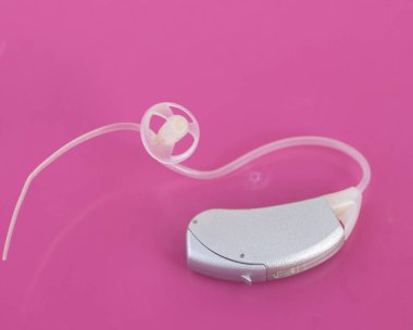 Modern kompakt dijital audiophone kulak işitme duymak sağır insanlar için.