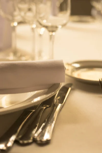 Bruiloft Receptie Feestzaal Diner Tafel Plaats Partysettings Instellen Luxe Hotel — Stockfoto
