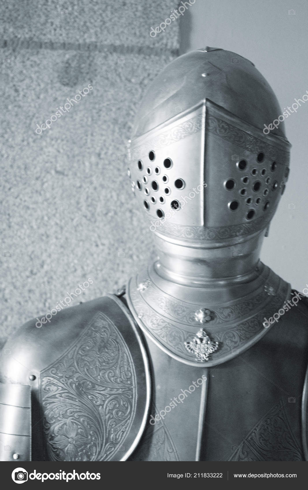 Medieval Metal Suit Armour Helmet Worn Knight Middle Ages