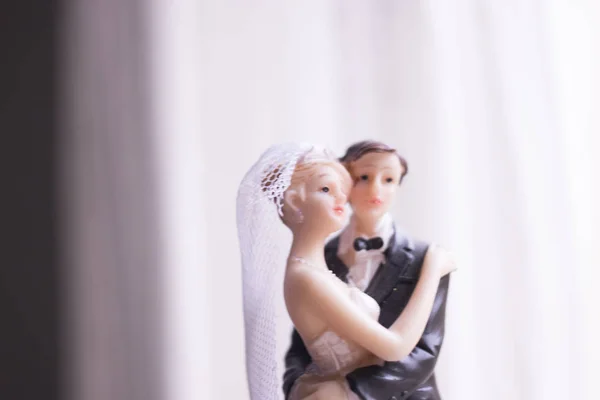 Cake Topper Bruden Och Brudgummen Bröllop Par Hålla Romantisk Äktenskap — Stockfoto