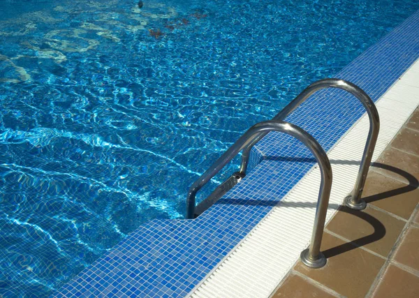 Piscine Extérieure Été Dans Jardin Hôtel Luxe — Photo