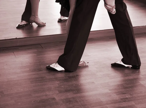 Ballroom Taniec Salsa Tancerz Instruktorzy Mężczyzna Kobieta Para Taniec Shcool — Zdjęcie stockowe