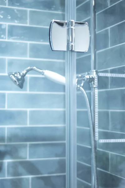 Łazienka Prysznic Głowy Showroom Wyświetlacz Nowych Opcji Projekt Budowy Domu — Zdjęcie stockowe