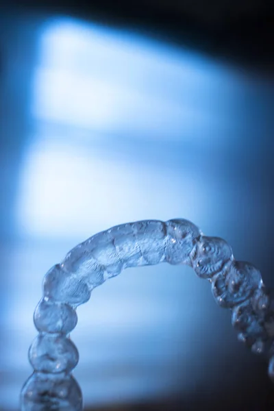 Neviditelné Jasné Zubní Zuby Aligner Babyliss Pro Ortodontické Zubní Ošetření — Stock fotografie
