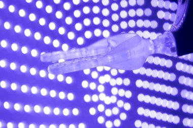 Köşeli ayraç diş aligner elektrik ortodontik düzleştirici Hızlandırıcı aygıt.