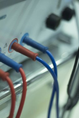 Fizyoterapi Elektrostimülasyon cihazları fizyoterapist sağlık kliniği.