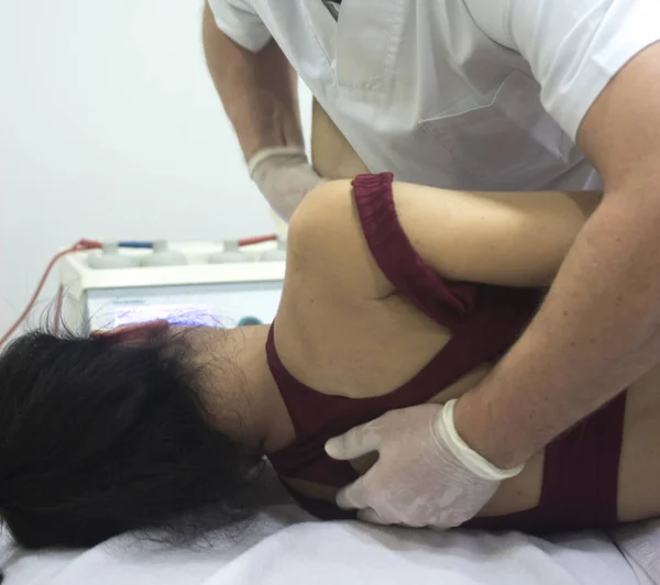 Fisioterapia Clínica Osteopatia Fisioterapeuta Tratamento Lesão Paciente Quiropraxia Terapia Reabilitação — Fotografia de Stock