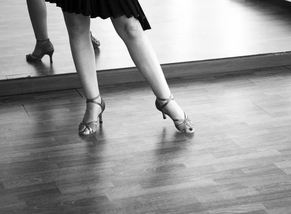 Danza Sala Ballo Femminile Salsa Ballerina Istruttrice Donna Che Balla — Foto Stock