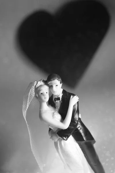 Bruiloft Paar Huwelijk Taart Topper Plastic Figuren Met Smoking Avondpak — Stockfoto