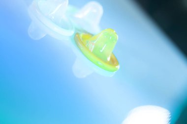 Kauçuk prezervatif kontraseptif